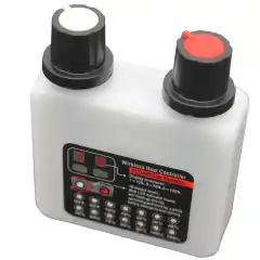 <strong data-end="77" data-is-only-node="" data-start="0">Gerbing Remote Control Dual &ndash; Tr&aring;dl&oslash;s fjernkontroll for Gerbing varmekl&aelig;r</strong><br data-end="80" data-start="77" />
Gerbing Remote Control Dual lar deg <strong data-end="186" data-start="116">styre to Gerbing varmeprodukter tr&aring;dl&oslash;st og uavhengig av hverandre</strong>, n&aring;r den brukes sammen med <strong data-end="263" data-start="214">Gerbing TC-Dual eller EVO Portable Controller</strong>. Med 10 varmeinnstillinger (10&ndash;100 %) f&aring;r du <strong data-end="348" data-start="309">presis kontroll og maksimal komfort</strong> under kj&oslash;ring.<br data-end="366" data-start="363" />
Kompakt design (6,5 &times; 5 &times; 1,5 cm), enkel montering med borrel&aring;s og <strong data-end="450" data-start="433">3 &aring;rs garanti</strong> gj&oslash;r dette til et praktisk tilbeh&oslash;r for full varmekontroll p&aring; tur.