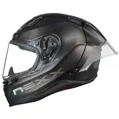 <p data-end="368" data-start="0"><strong data-end="29" data-start="0">Nexx XR3R Zero Pro Carbon</strong> er en kompromissl&oslash;s racinghjelm utviklet for maksimal ytelse p&aring; bane og vei. Med ultralett <strong data-end="154" data-is-only-node="" data-start="121">X-PRO karbonfiberkonstruksjon</strong> og en vekt p&aring; kun ca. 1350 gram kombinerer den ekstrem styrke med minimal belastning. Hjelmen er vindtunneltestet og gir <strong data-end="311" data-start="276">0 kg dynamisk vekt ved 160 km/t</strong>, noe som sikrer enest&aring;ende stabilitet i h&oslash;y hastighet.<br />
ECE 22.06-godkjent, levert med klart og sotet visir, klargjort for Pinlock og Tear-Off, samt med avansert ventilasjon (6 inn / 4 ut). Justerbart og avtakbart interi&oslash;r, Emergency Strap V2 og dobbel D-ring-lukking gj&oslash;r XR3R Zero Pro til et f&oslash;rsteklasses valg for seri&oslash;se sport- og banef&oslash;rere.</p>
