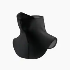 REV&rsquo;IT! Wrapp 3 WB er en kort, vindtett og pustende windcollar/hals i hydratex&reg;|WindBarrier&reg; softshell, som sitter tett og komfortabelt rundt hals og munn. Perfekt som ekstra vindbeskyttelse under jakke og hjelm p&aring; kj&oslash;lige eller vindfulle MC-turer.