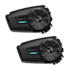 <strong data-end="65" data-is-only-node="" data-start="0">Sena SPIDER ST1 &ndash; Rimelig Mesh Intercom med Jog-Dial Kontroll til to MC Hjelmer</strong><br data-end="68" data-start="65" />
Sena SPIDER ST1 gir deg <strong data-end="128" data-start="92">avansert Mesh Intercom-teknologi</strong> i et <strong data-end="173" data-start="134">brukervennlig og prisgunstig design</strong>. Kommuniser med opptil <strong data-end="211" data-start="197">24 ryttere</strong> over <strong data-end="236" data-start="217">8 km rekkevidde</strong>, og nyt <strong data-end="255" data-start="245">HD-lyd</strong>, <strong data-end="275" data-start="257">Bluetooth&reg; 5.2</strong> og <strong data-end="302" data-start="279">Audio Multitasking&trade;</strong>. Jog-Dial gj&oslash;r det enkelt &aring; betjene systemet selv med hansker p&aring;. Med opptil <strong data-end="401" data-start="380">18 timers taletid</strong> og hurtiglading er dette et solid valg for deg som &oslash;nsker <strong data-end="513" data-is-last-node="" data-start="460">enkel, p&aring;litelig og kraftig kommunikasjon p&aring; tur.</strong>