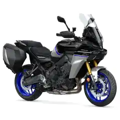 TRACER 9 GT+ tilbyr den perfekte blandingen av sport og touring, og er den ideelle f&oslash;lgesvennen p&aring; reisen. Yamahas ultimate sport-tourer presenterer ny teknologi for &aring; heve kj&oslash;reopplevelsen, og setter nye standarder for mellomvektsklassen. Utstyrt med en helt ny adaptiv frontlykt og Yamahas Y-AMT-girkasse, er TRACER 9 GT+ en teknologisk tour-de-force.