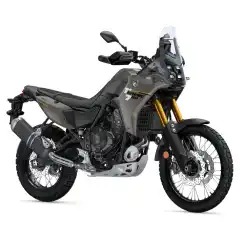 N&aring;r du kj&oslash;rer T&eacute;n&eacute;r&eacute; 700, kj&oslash;rer du en legende. Den er bygget for &aring; t&aring;le t&oslash;ffe tak. Fra den nye justerbare fj&aelig;ringen til den n&oslash;ye gjennomtenkte kj&oslash;restillingen og elektroniske hjelpemidler du kan sl&aring; av n&aring;r det er n&oslash;dvendig, er dette en motorsykkel som er i stand til &aring; takle et hvilket som helst terreng. Denne praktiske og allsidige motorsykkelen er lettere enn konkurrentene og har en motor som er justert for dreiemoment. Den legemliggj&oslash;r to-hjuls-&aring;nden og eventyrlysten i oss alle.