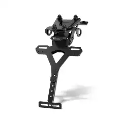 Nummerskiltholderen er lett, sportslig og enkel &aring; montere, og gir en stilig<br />
look til din T&eacute;n&eacute;r&eacute; 700. Med braketter og deksler for alle originaldelene,<br />
pluss erstatnings-LED. Hva venter du p&aring;?