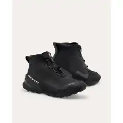 <p data-end="276" data-start="0"><strong data-end="26" data-start="0">REV&rsquo;IT! Subduction H2O</strong> er vanntette MC-sneakers med sporty outdoor-design og ekte kj&oslash;refokus. Med hydratex|Z-liner holder de f&oslash;ttene t&oslash;rre i all slags v&aelig;r, mens den innovative <strong data-end="205" data-is-only-node="" data-start="180">FLEXBLADE-teknologien</strong> gir optimal stabilitet p&aring; sykkelen kombinert med komfort hele dagen.<br />
Utstyrt med SEESOFT&trade; beskyttelse, TPU girskiftepanel og praktisk quick lace-system &ndash; perfekte motorsykkelsko for urban kj&oslash;ring og pendling.</p>
