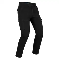 <strong data-end="27" data-is-only-node="" data-start="0">PMJ Aviator Cargo Black</strong> er en slitesterk MC-cargobukse med <strong data-end="116" data-start="63">Ultracor&reg; Cotton Cordura&reg; Single Layer Technology</strong> som gir h&oslash;y sikkerhet og komfort som en vanlig bukse. CE-sertifisert i klasse AA og levert med justerbare knebeskyttere og uttagbare hoftebeskyttere. Praktiske sidelommer og <strong data-end="307" data-start="291">straight fit</strong> passform.