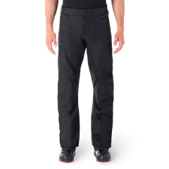 Alpinestars ST-1 WP er en komfortabel og vanntett touringbukse utviklet for kj&oslash;ring i all slags v&aelig;r. Med slitesterk 600D-konstruksjon, fast vanntett membran og uttakbart varmef&ocirc;r holder den deg t&oslash;rr og komfortabel gjennom hele sesongen. Den ergonomiske passformen, Nucleon Flex Plus knebeskytterne og praktiske justeringsmulighetene gj&oslash;r buksen perfekt for b&aring;de touring, adventure og daglig pendling. 🏍️🌧️🛡️