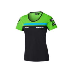 <strong data-end="37" data-is-only-node="" data-start="0">Kawasaki WSBK 2026 T-Skjorte Dame</strong> er en komfortabel og stilren t-skjorte i de offisielle Kawasaki WorldSBK-teamfargene. Med Kawasaki-logo p&aring; bryst og rygg samt WorldSBK- og WorldSSP-logoer p&aring; ermene, er den perfekt for fans som &oslash;nsker &aring; vise sin st&oslash;tte til teamet. Laget i en myk og pustende blanding av bomull og Sorona&reg; for optimal komfort b&aring;de til hverdags og p&aring; racehelger.