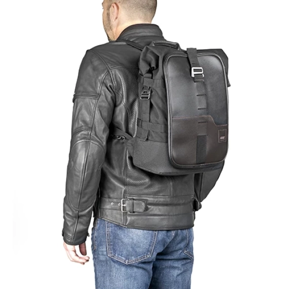 Givi Ryggsekk Corium 18 ltr.