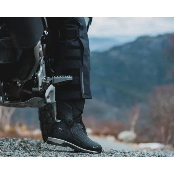 Justeringer nederst på bena