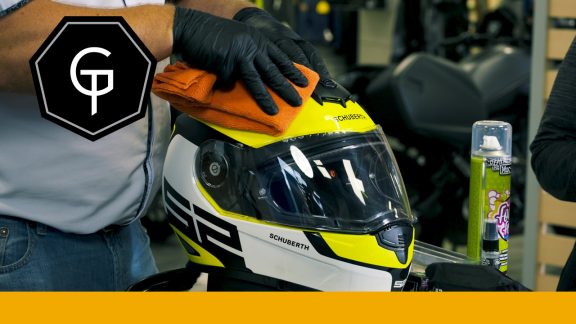 Rens og vedlikehold av mc-hjelm : Speed Motorcenter