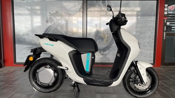 Elektrisk moped / Neo's / Scooter / Yamaha / MC / Motorsykkel / Speed Motorcenter