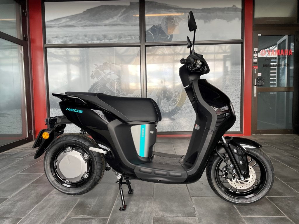 Yamaha Neos / Elektrisk scooter / Neo's Scooter / Elektrisk moped/  Speed Motorcenter / SpeedMC / MC / Motorsykkel / Sandefjord