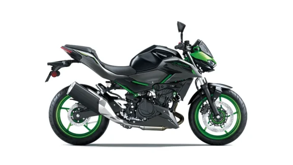 Kawasaki Z500 SE / Supernaked / Speed Motorcenter