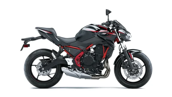Kawasaki Z650 Special Edition / Supernaked / Speed Motorcenter