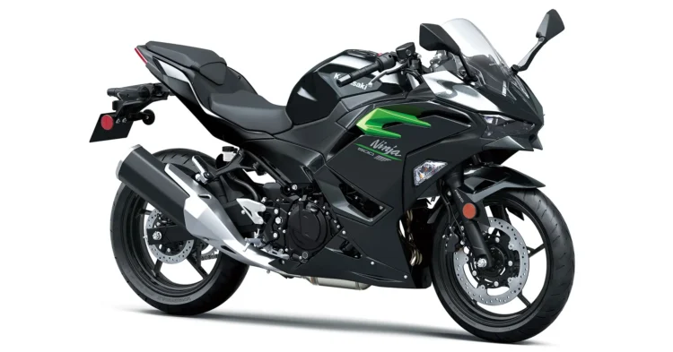 Kawasaki Ninja 500 / Supersport / Speed Motorcenter