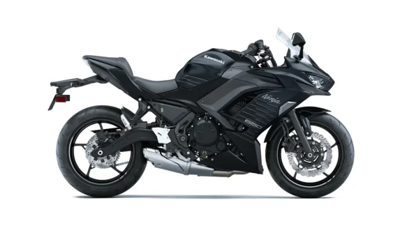 Kawasaki Ninja 650 / Supersport / Speed Motorcenter